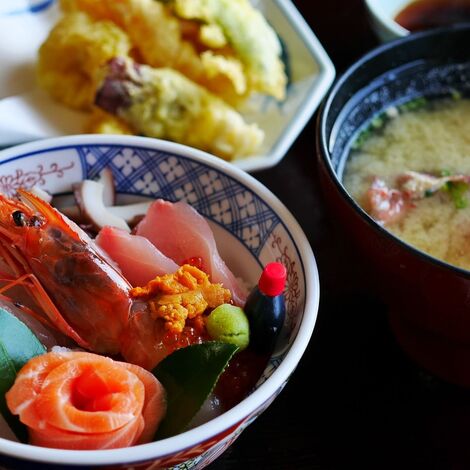 japanese-food-1604865_1920